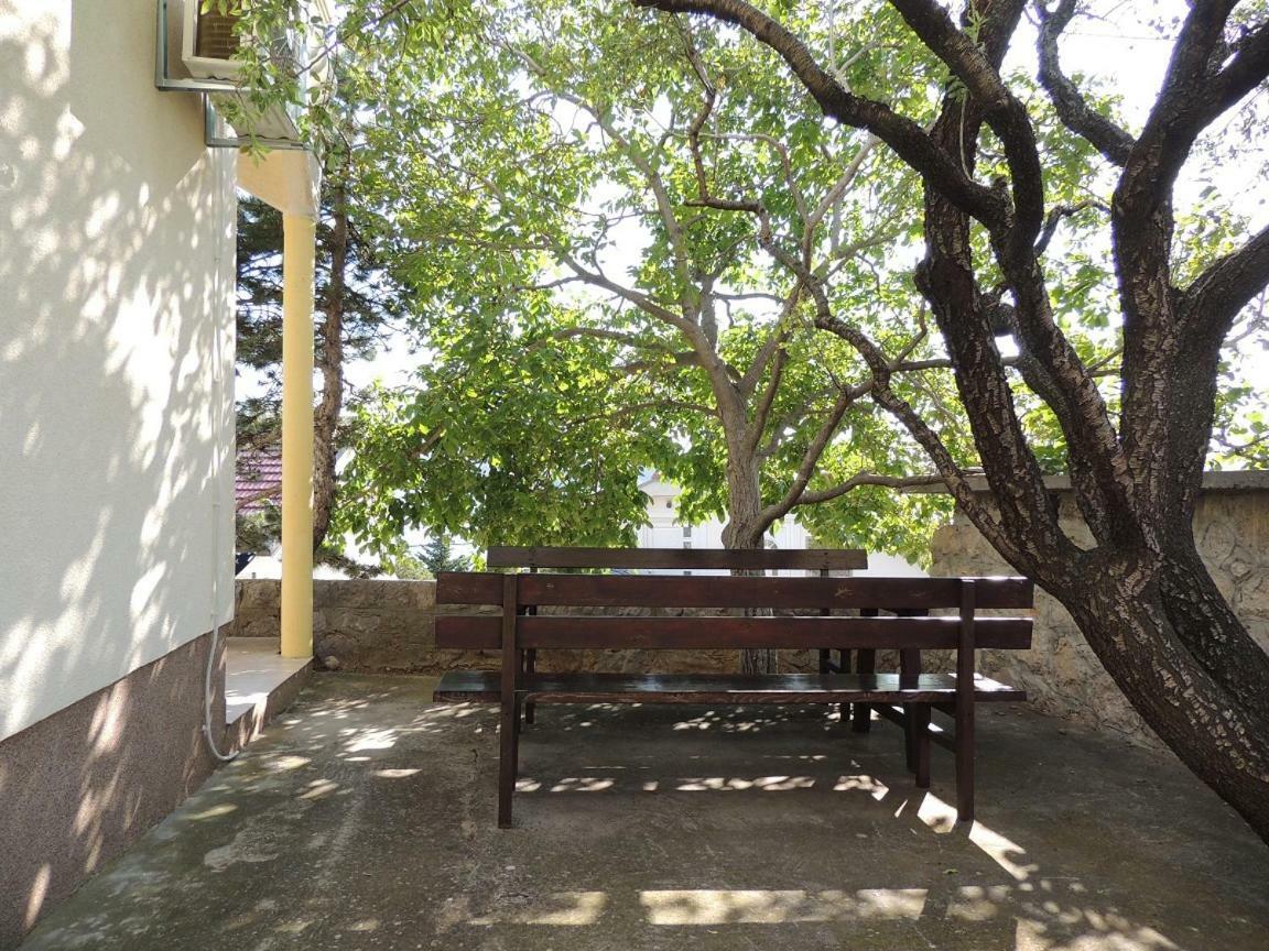 Apartman Tea Karlobag Dış mekan fotoğraf