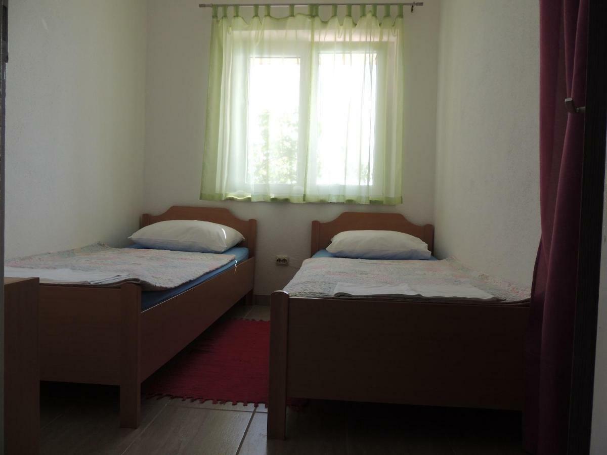 Apartman Tea Karlobag Dış mekan fotoğraf